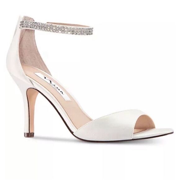 NWT Nina Ivory Bridal Heels size 9.5 - Picture 1 of 5